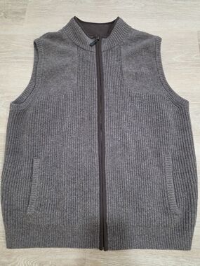 L.L. Bean Merino Wool Knit Vest in Heather Gray